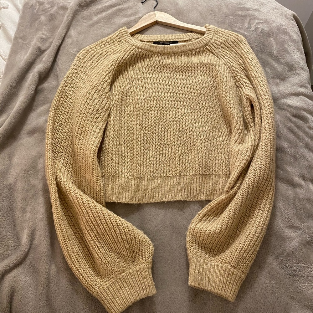 Balloon sleeve sweater